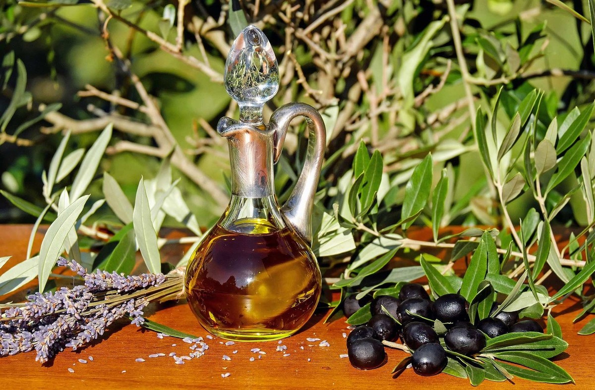 Blog/olive-oil-gd13cd334e