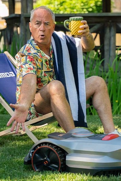 Izlozbeno-okno/robotska-sunseeker-elite_1